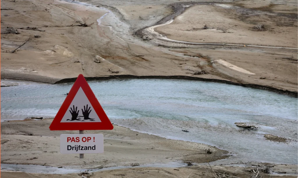 AI zonder gestructureerde data is een luchtkasteel. Iedereen experimenteert met AI. Maar zonder strak ingerichte data en architectuur wordt de output nooit betrouwbaar.